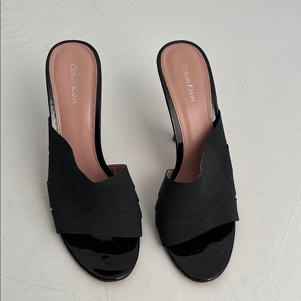 Calvin Klein Rona black elastic front peep toe dress pumps